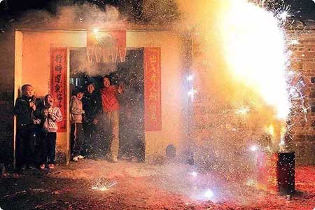 爆竹声中一岁除下一句是什么