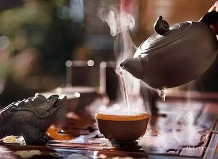 一杯浓茶下一句