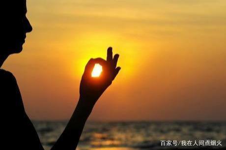 人生短短几十年下一句是什么