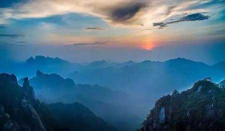 审时度势下一句