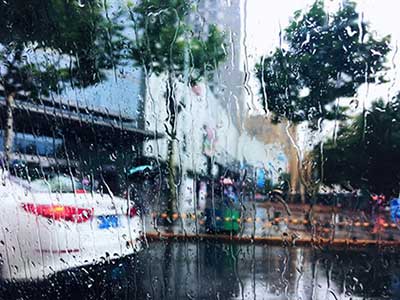 月来满地水的下一句