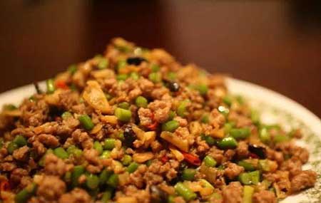 苍蝇再小也是肉下一句