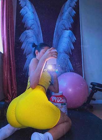 性感不是骚下一句是什么