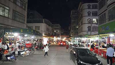 繁华闹市人醉夜下一句