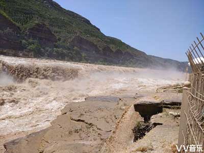 水流千里归大海下一句