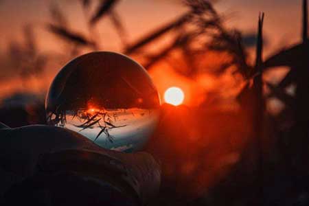 爱恨就在一瞬间下一句