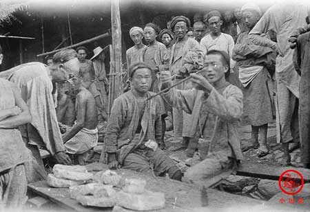 打死卖盐的下一句