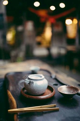 清茶一杯下一句