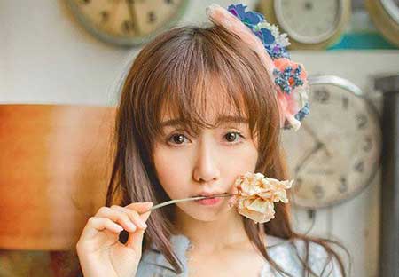 秀外慧中下一句