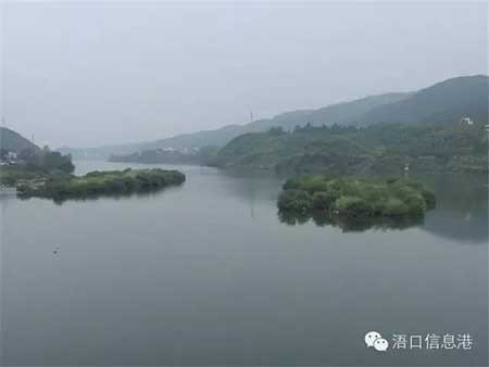 走遍大江南北下一句