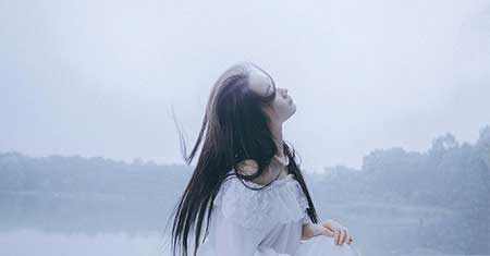 天青色等烟雨下一句