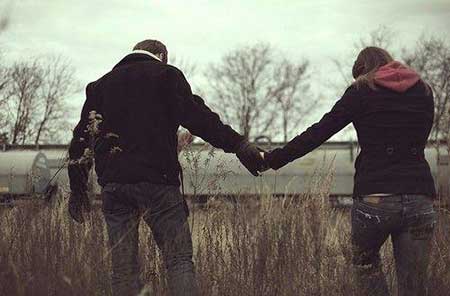 手牵手一起走下一句