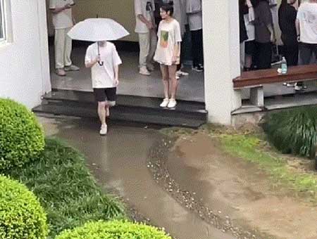 老乡见老乡搞笑下一句